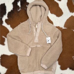 NWT Sherpa Cozy Hoodie in Taupe